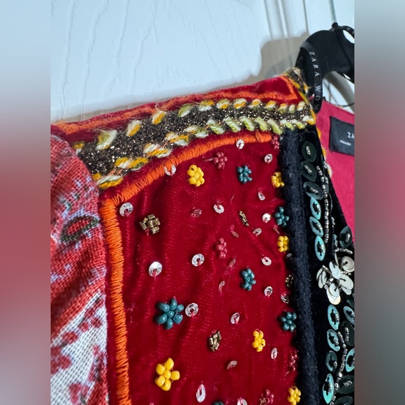 🌺 ZARA Embroidered Velvet Boho Top - Picture 5 of 15